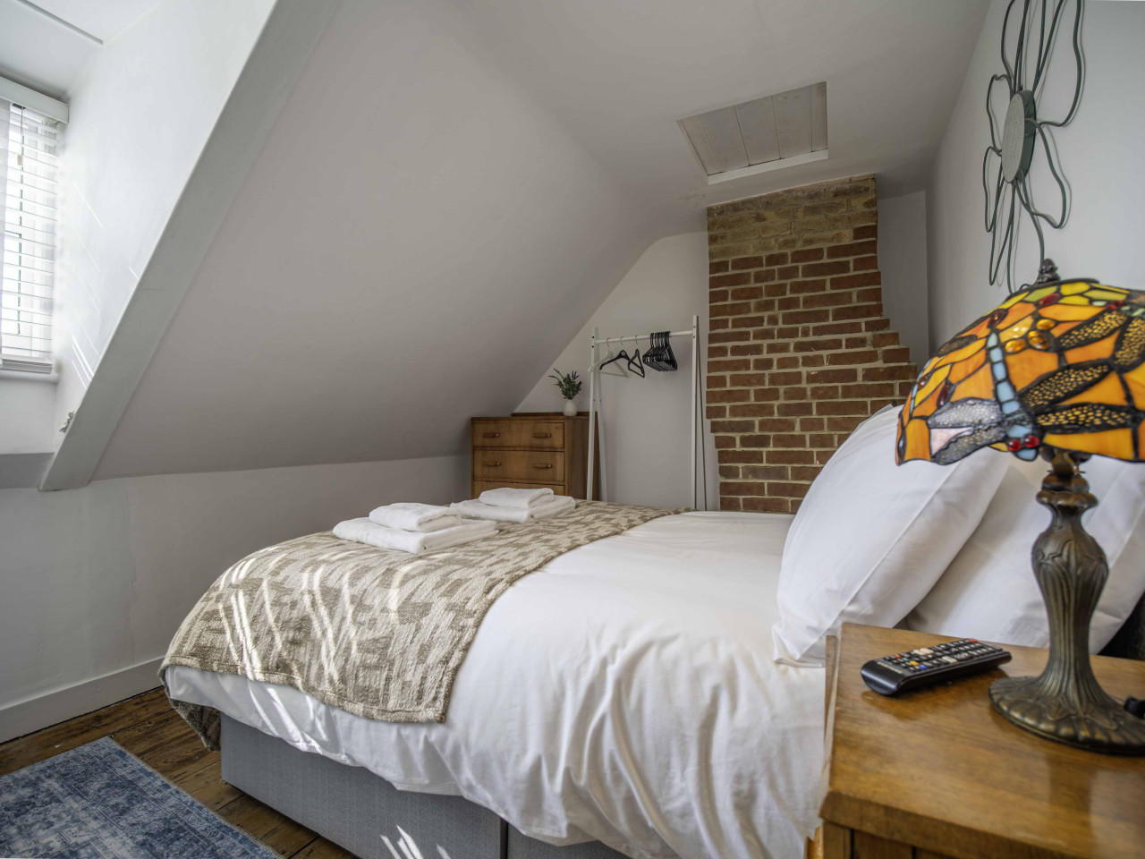 Broadstairs | Betsy Cottage | 17th-Century Flint Cottage by Viking Bay in 14 Nelson Place - Property image 45 - VivreStays