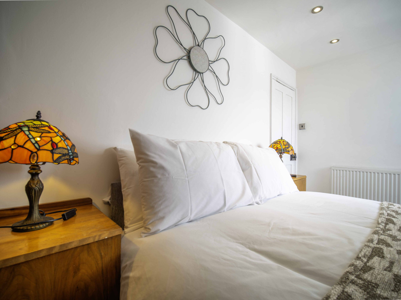 Broadstairs | Betsy Cottage | 17th-Century Flint Cottage by Viking Bay in 14 Nelson Place - Property image 15 - VivreStays