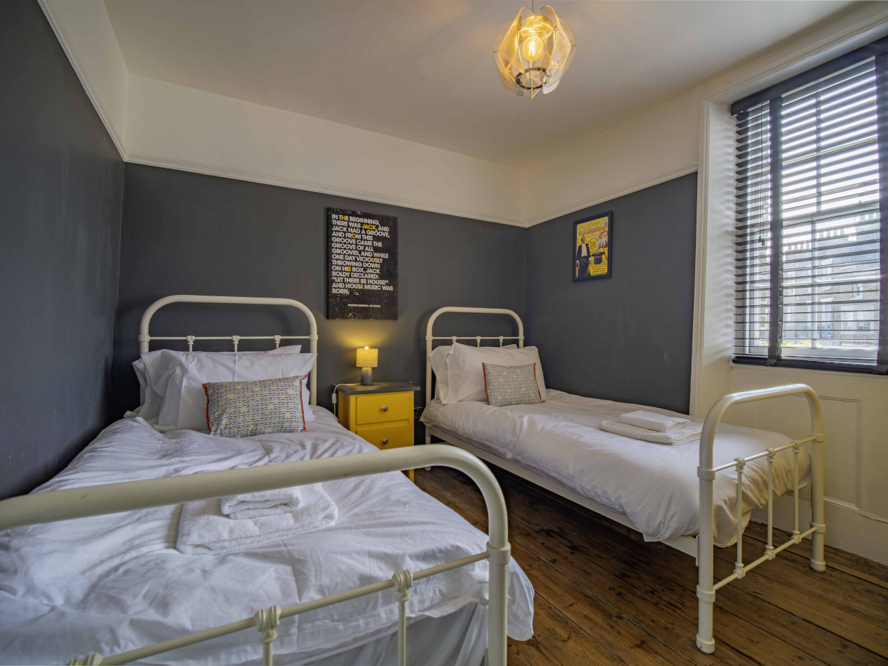 Broadstairs | Betsy Cottage | 17th-Century Flint Cottage by Viking Bay in 14 Nelson Place - Property image 27 - VivreStays