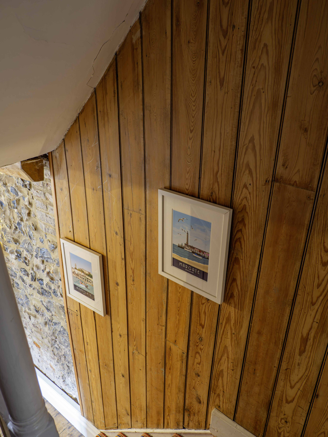 Broadstairs | Betsy Cottage | 17th-Century Flint Cottage by Viking Bay in 14 Nelson Place - Property image 43 - VivreStays