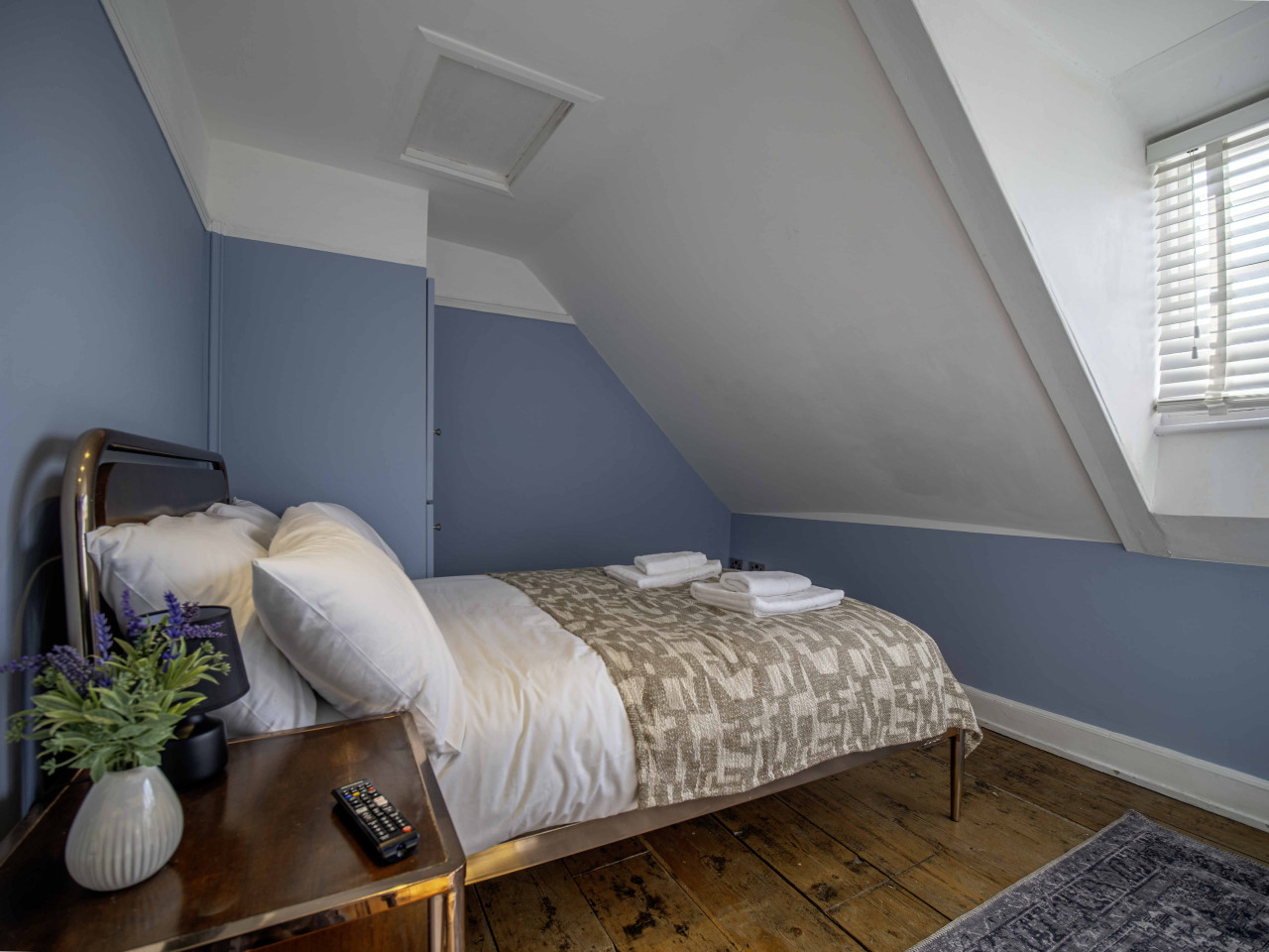 Broadstairs | Betsy Cottage | 17th-Century Flint Cottage by Viking Bay in 14 Nelson Place - Property image 7 - VivreStays