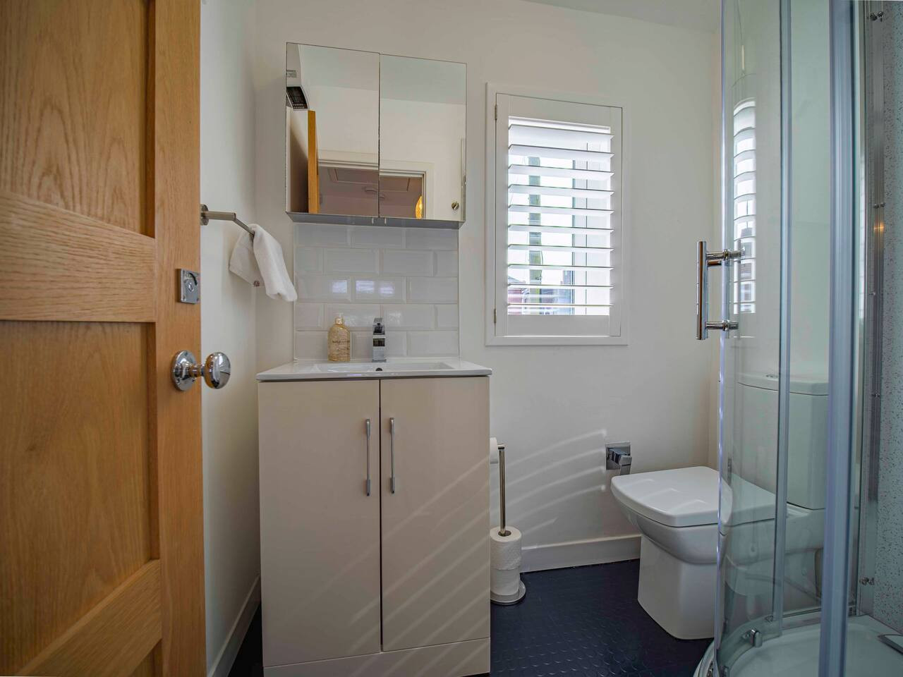 Broadstairs |Seabreeze Hse | Parking | Beach/Shops in 13 Prospect Road - Property image 27 - VivreStays