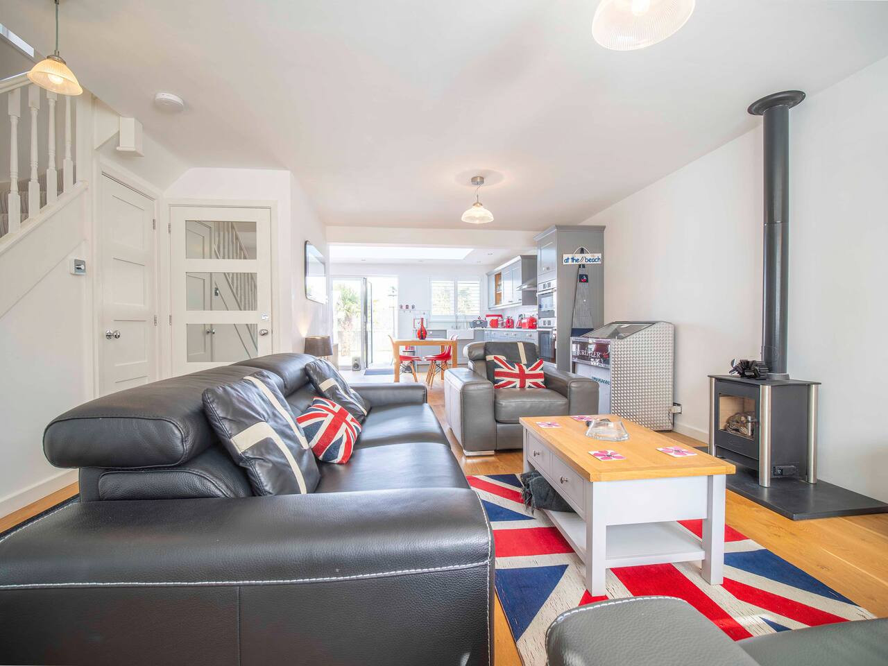 Broadstairs |Seabreeze Hse | Parking | Beach/Shops in 13 Prospect Road - Property image 2 - VivreStays