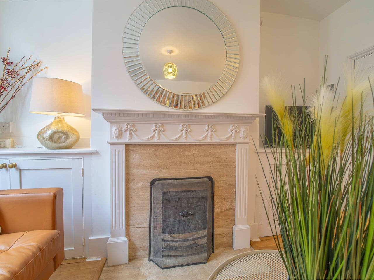 City Centre Cottage | Canterbury | Garden & Views in 41 King Street - Property image 24 - VivreStays
