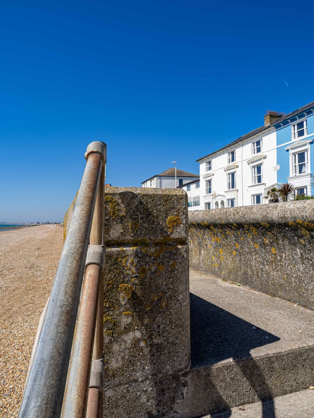Luxury Seafront Villa for 12 with Ocean Views in 3 Gloster Terrace - Property image 45 - VivreStays