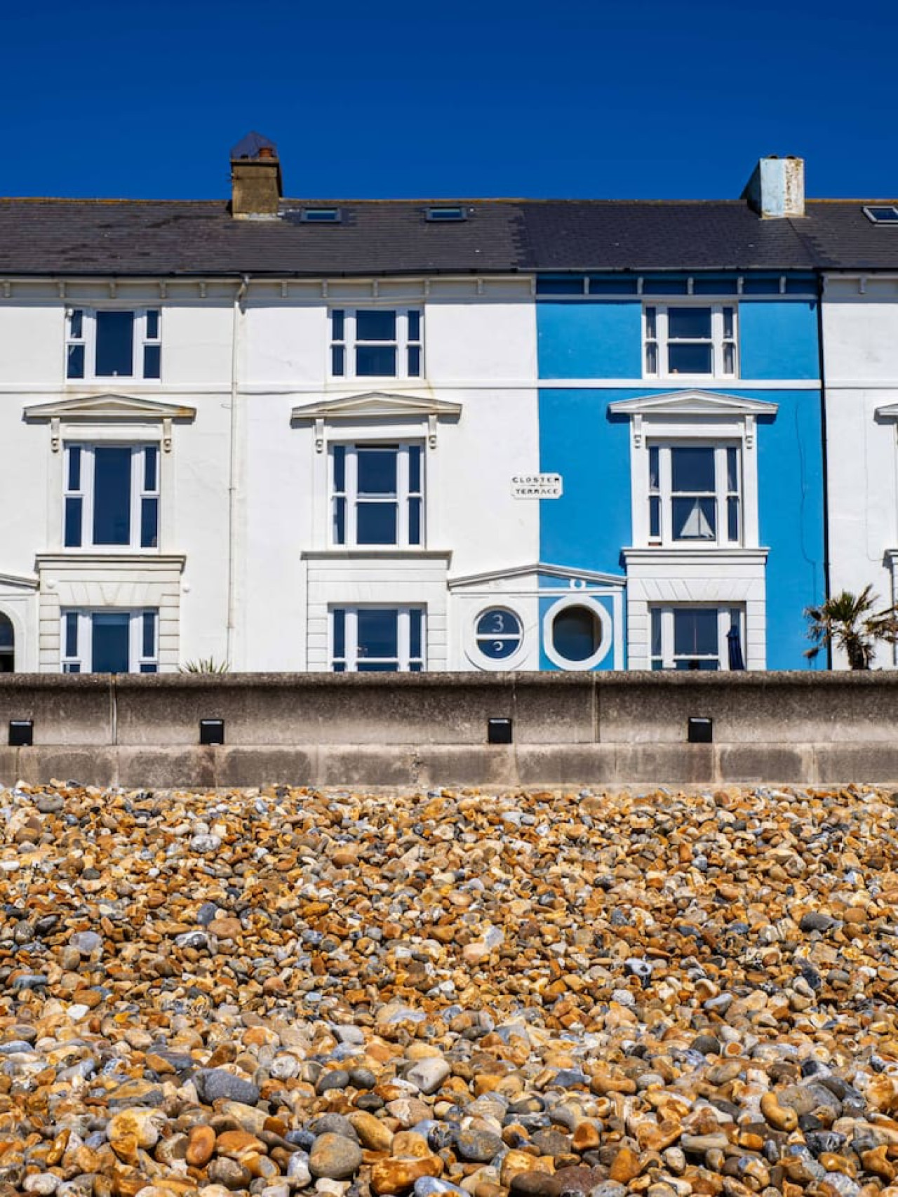 Luxury Seafront Villa for 12 with Ocean Views in 3 Gloster Terrace - Property image 48 - VivreStays