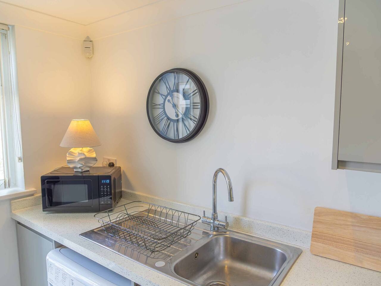 Tide & Seek — Garden Flat by the Sea in 18 Canada Road - Property image 20 - VivreStays