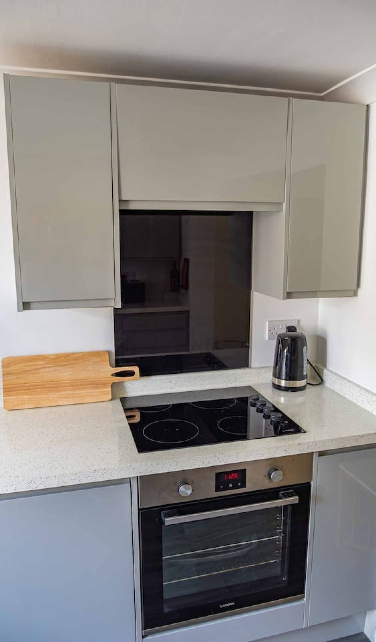 Tide & Seek — Garden Flat by the Sea in 18 Canada Road - Property image 8 - VivreStays