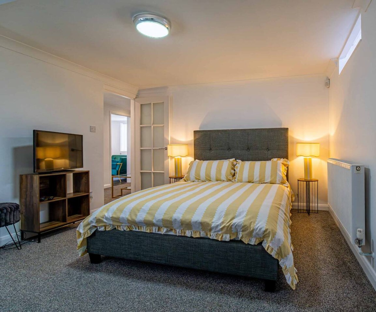 Tide & Seek — Garden Flat by the Sea in 18 Canada Road - Property image 34 - VivreStays