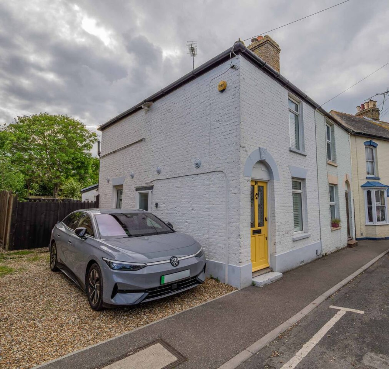 Seagrass Cottage in 14 Swanfield Road - Property image 2 - VivreStays