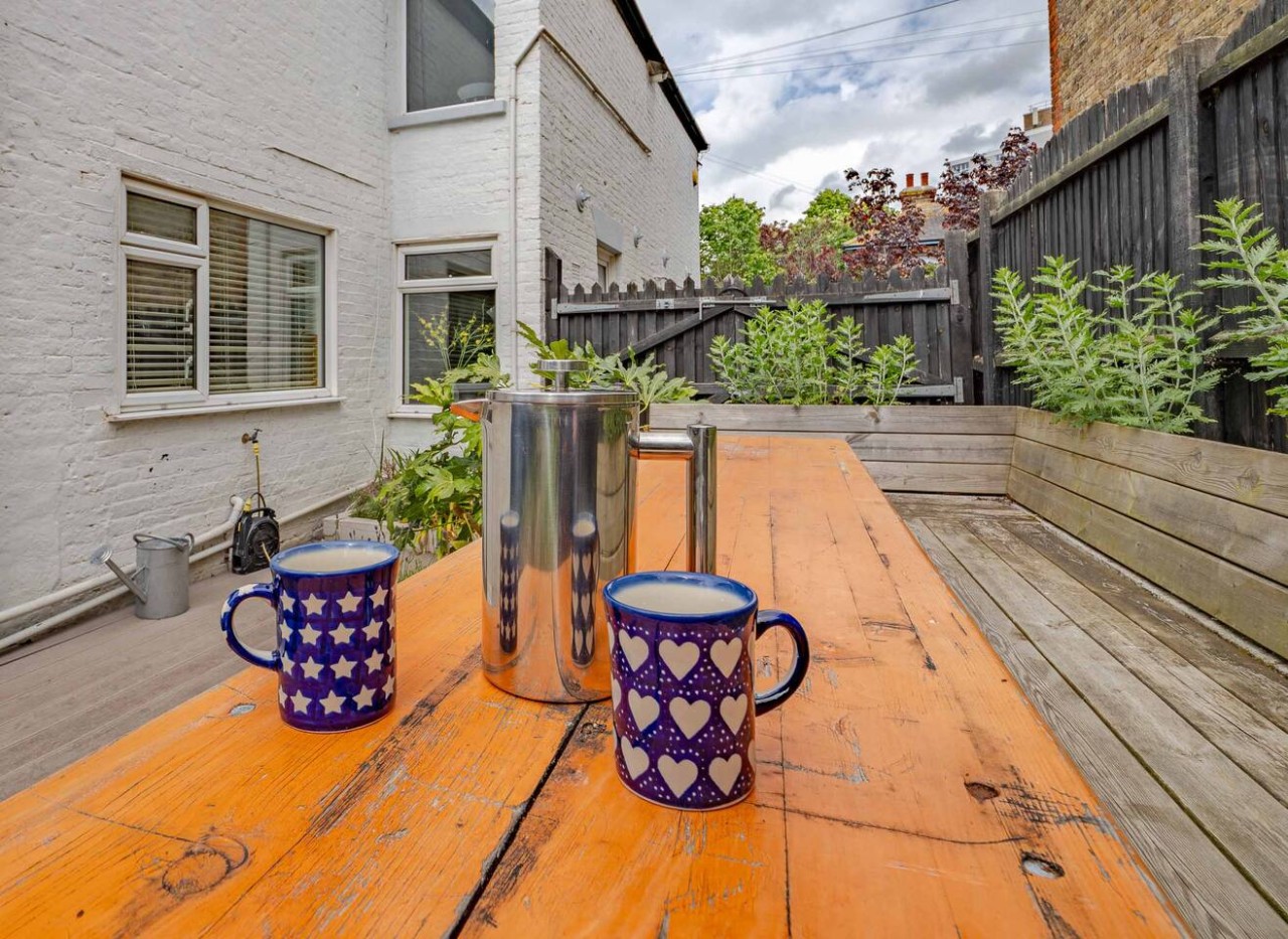 Seagrass Cottage in 14 Swanfield Road - Property image 22 - VivreStays