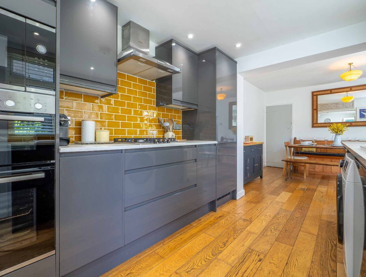 Seagrass Cottage in 14 Swanfield Road - Property image 28 - VivreStays