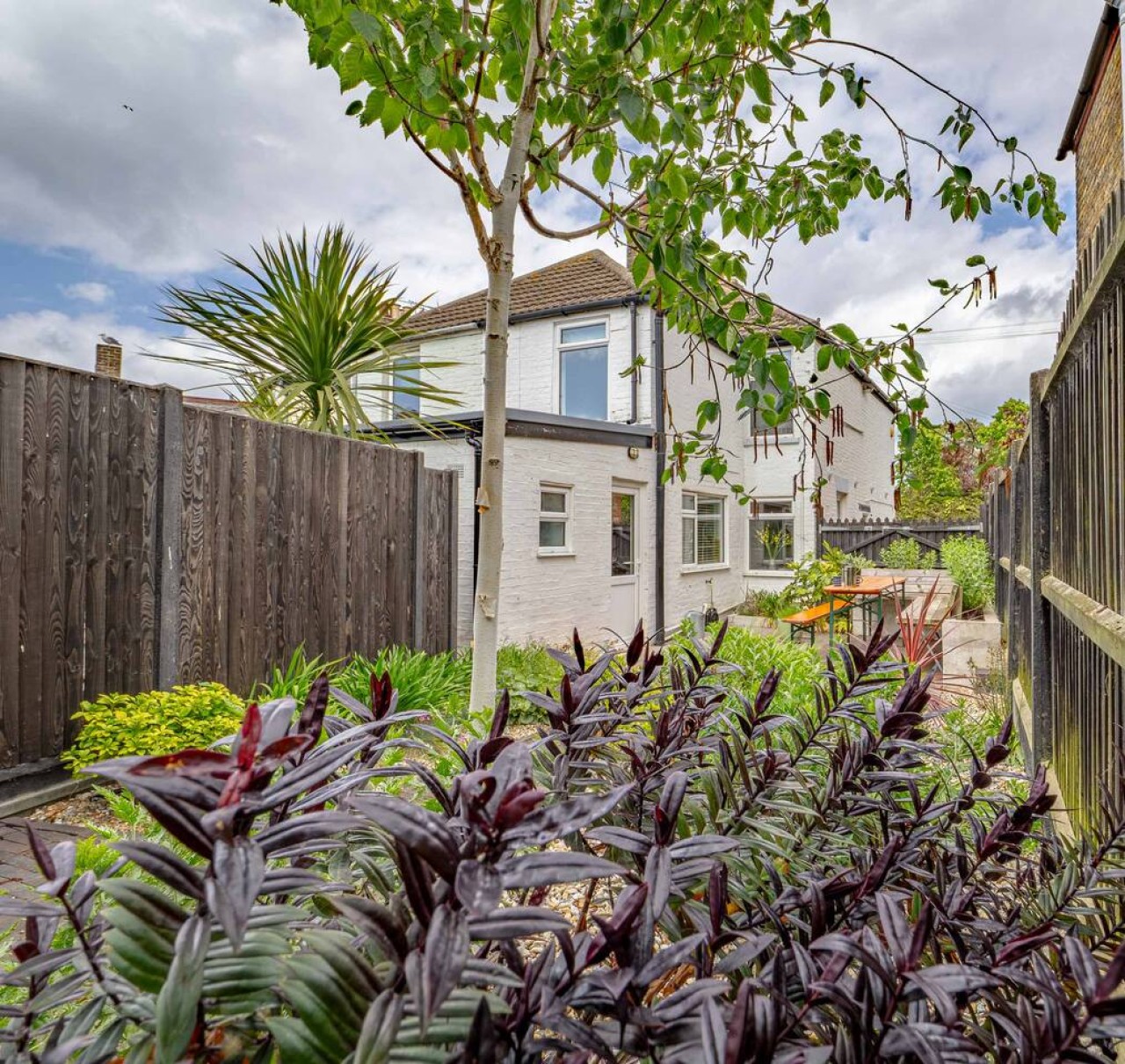 Seagrass Cottage in 14 Swanfield Road - Property image 3 - VivreStays