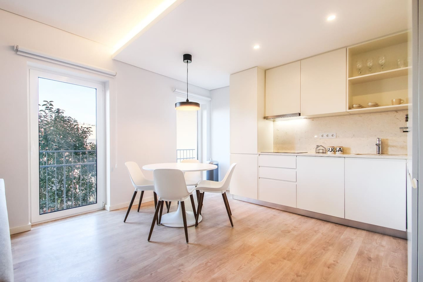 Amazing Liberdade Apt Ground Floor w AC Elevator – photo 3