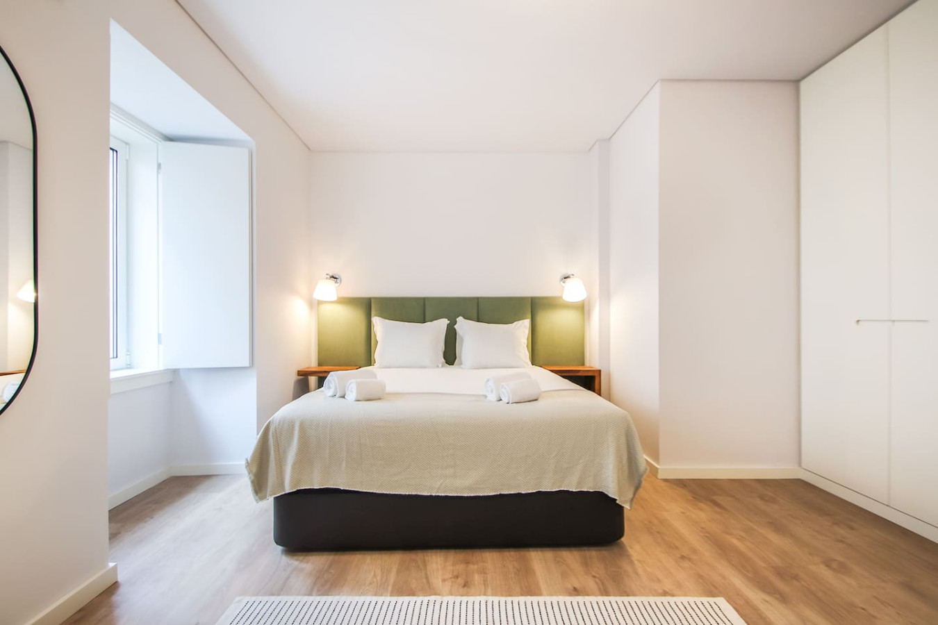 Outstanding Liberdade Spacious Apt 2 Bedroom w AC – photo 2