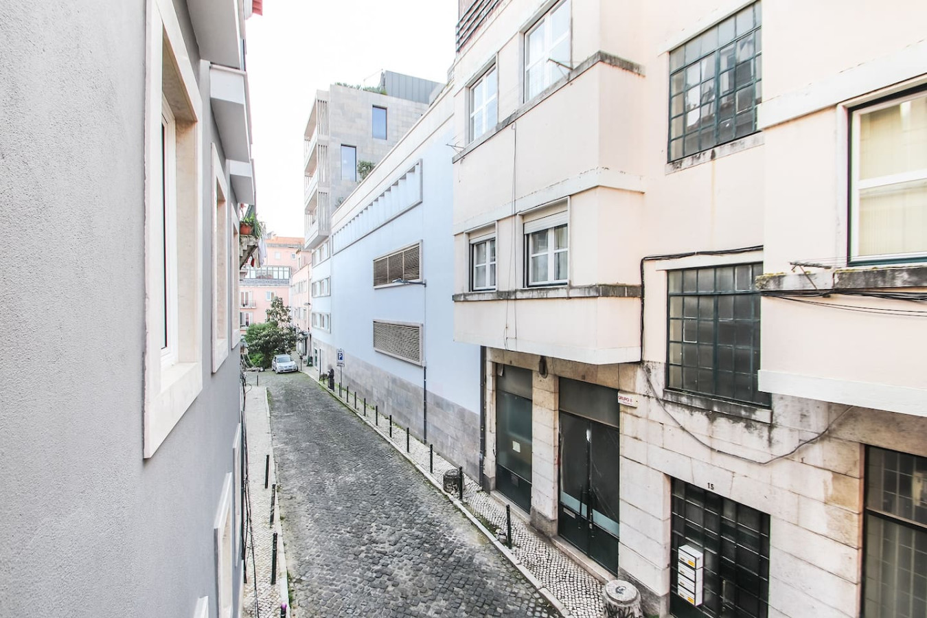 Outstanding Liberdade Spacious Apt 2 Bedroom w AC – photo 5