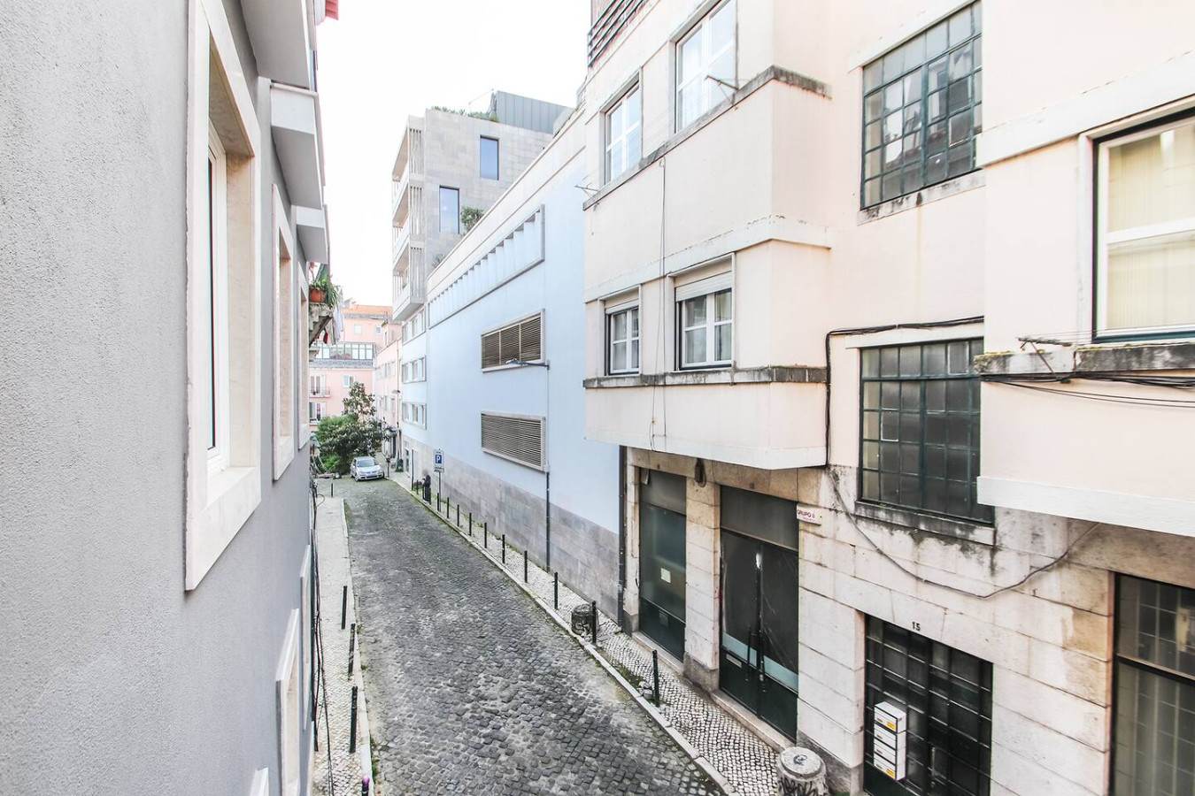 Outstanding Liberdade Spacious Apt 2 Bedroom w AC – photo 5