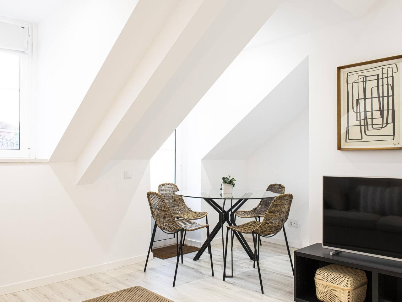 Grace Lovely Bright Apt with Elevator – photo 4