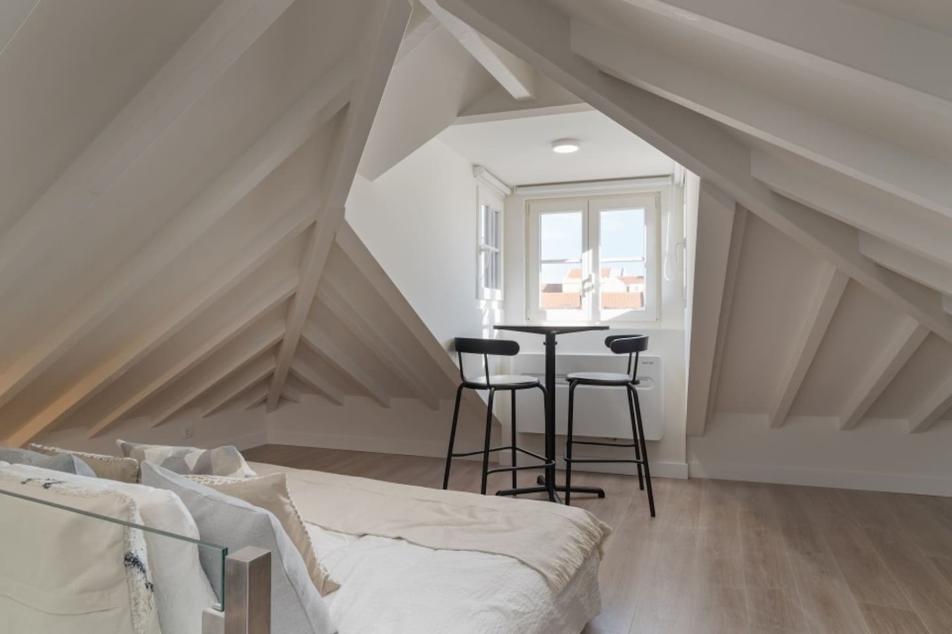 Baixa Chiado Stylish 2BR Duplex with AC