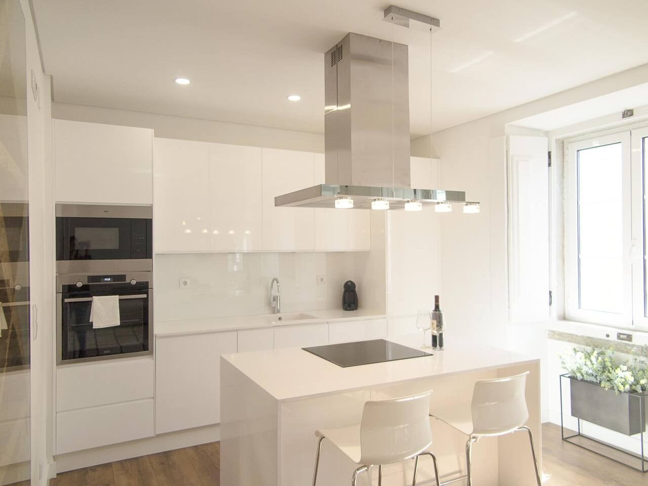 Principe Real Stylish Modern Apt – AC – photo 5