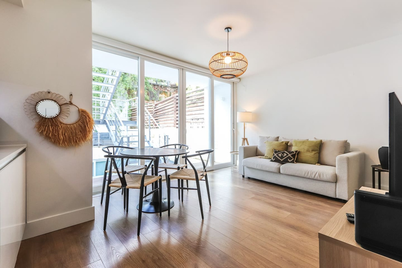 Bairro Alto Stylish Modern Apt with AC – photo 4