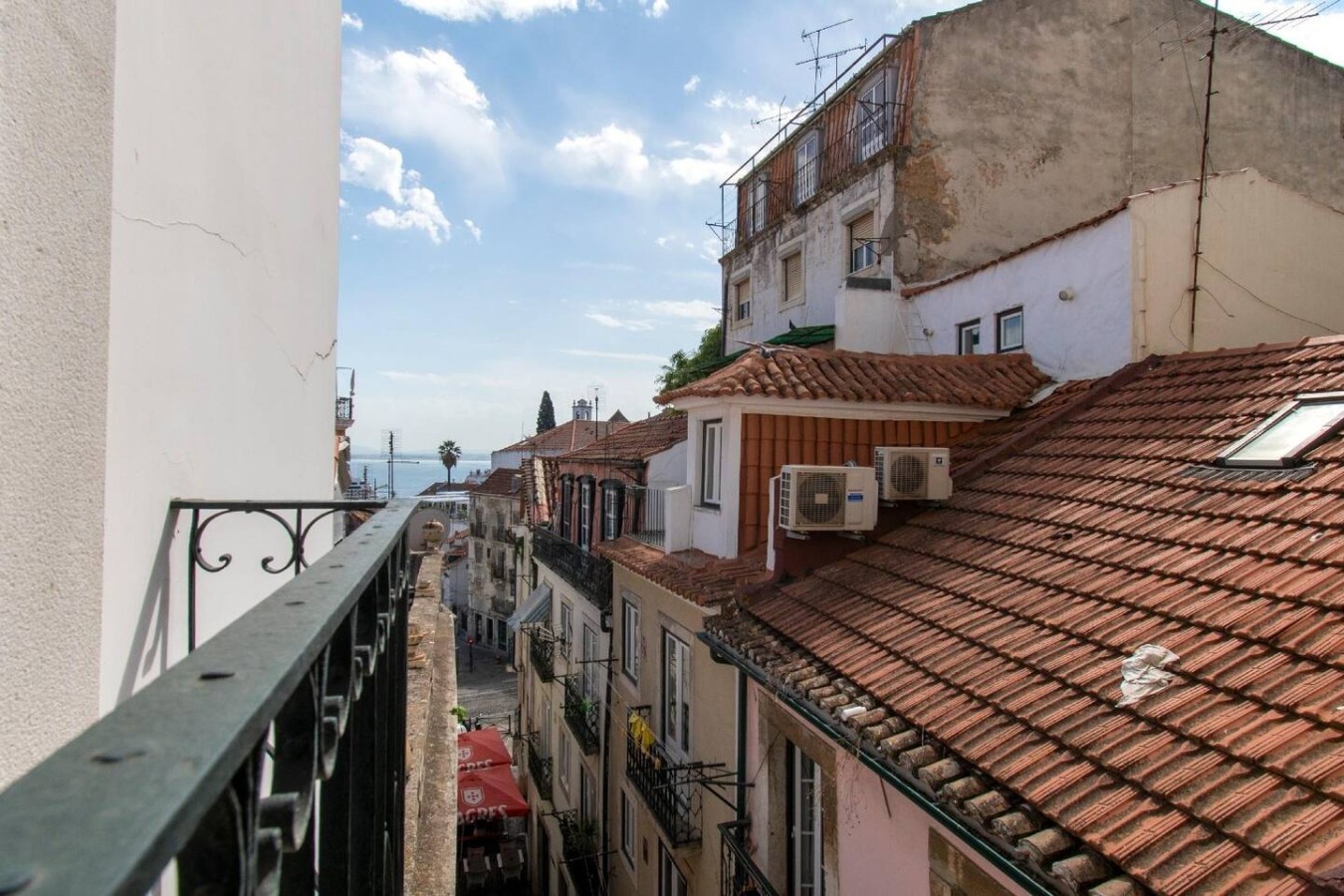 Stylish 1BR at Portas do Sol – photo 5