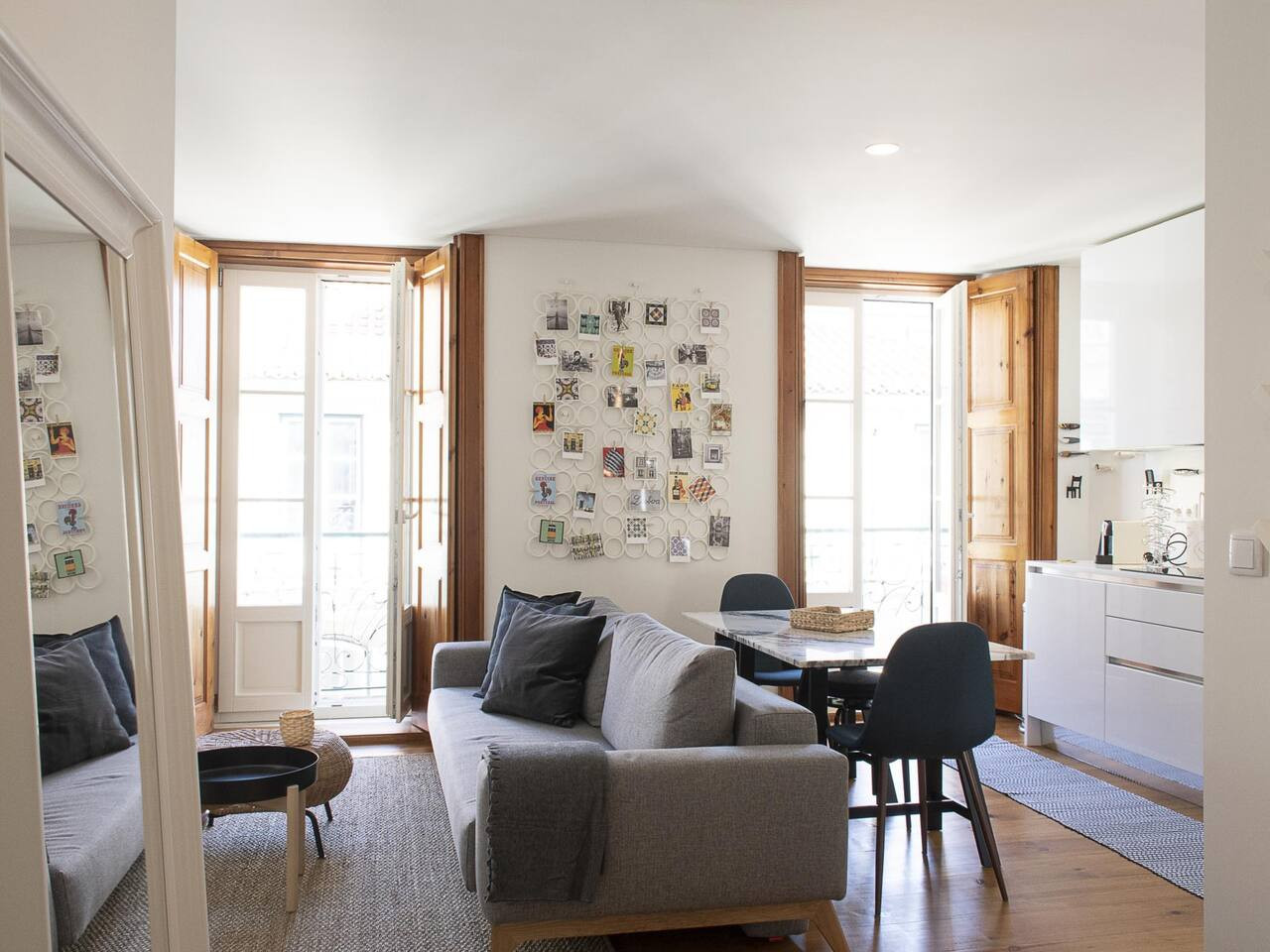 Chiado Cozy Bright Apt with AC