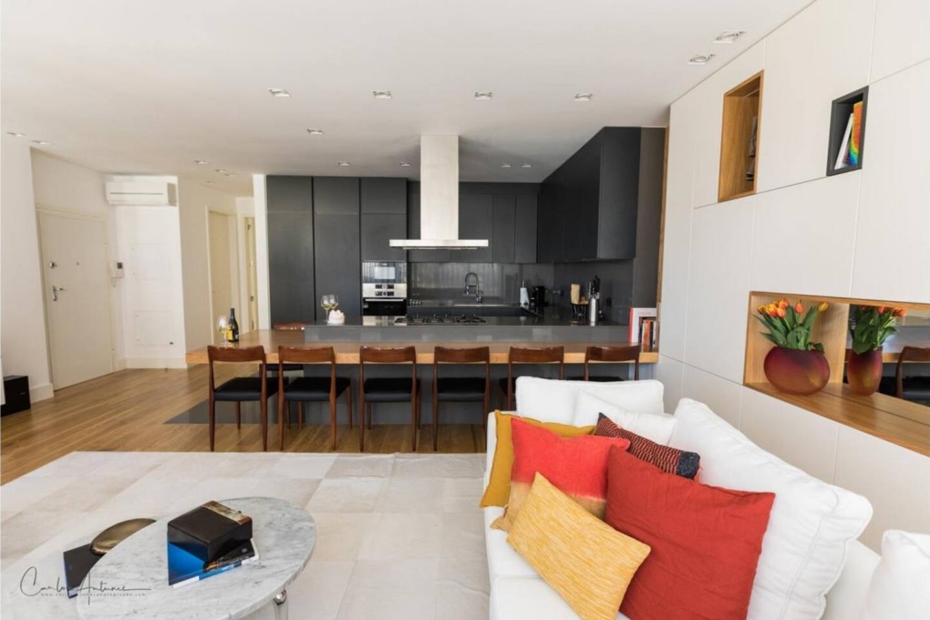 Modern 2BR near Av. Liberdade | AC & Parking – photo 3