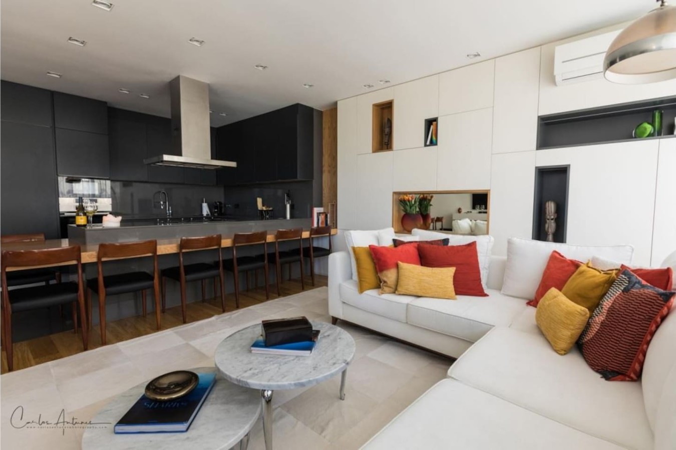 Modern 2BR near Av. Liberdade | AC & Parking