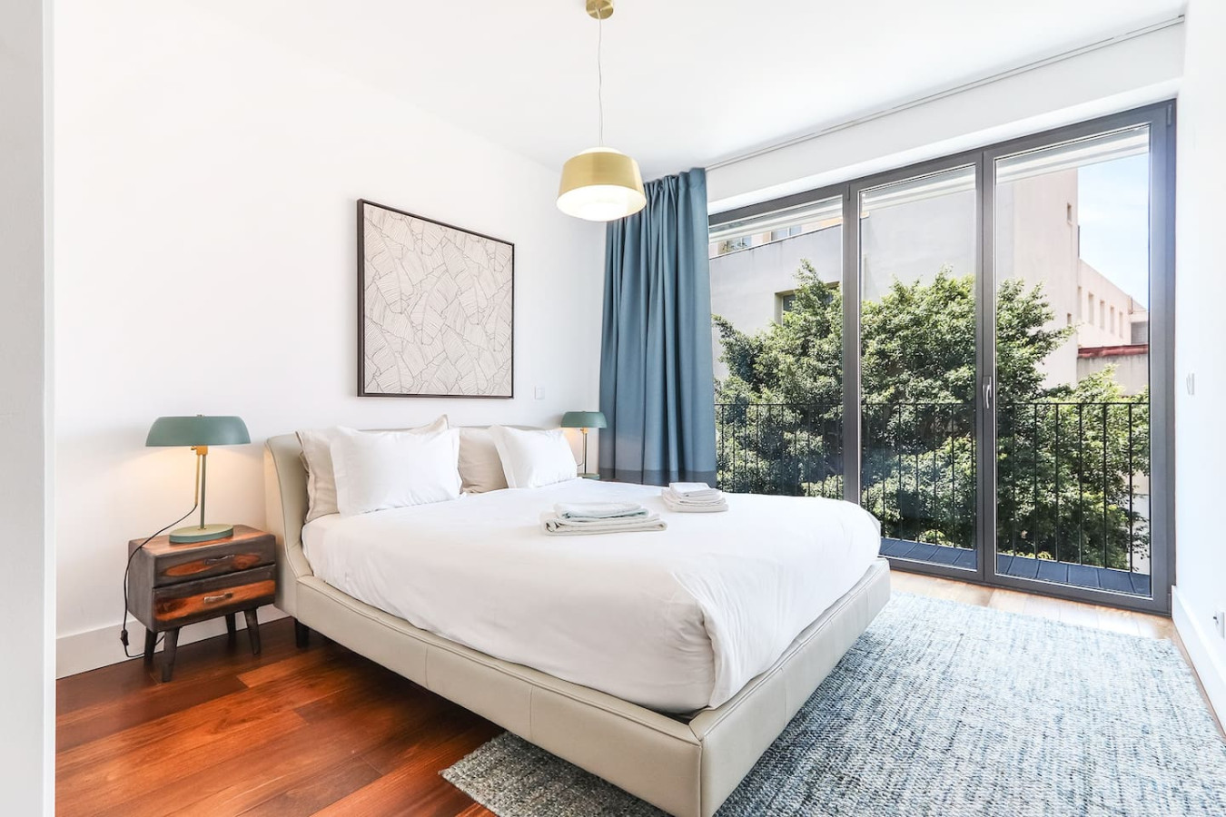 Alcantara Lovely With Balcony 2 Bdr Apt with AC thumbnail 4