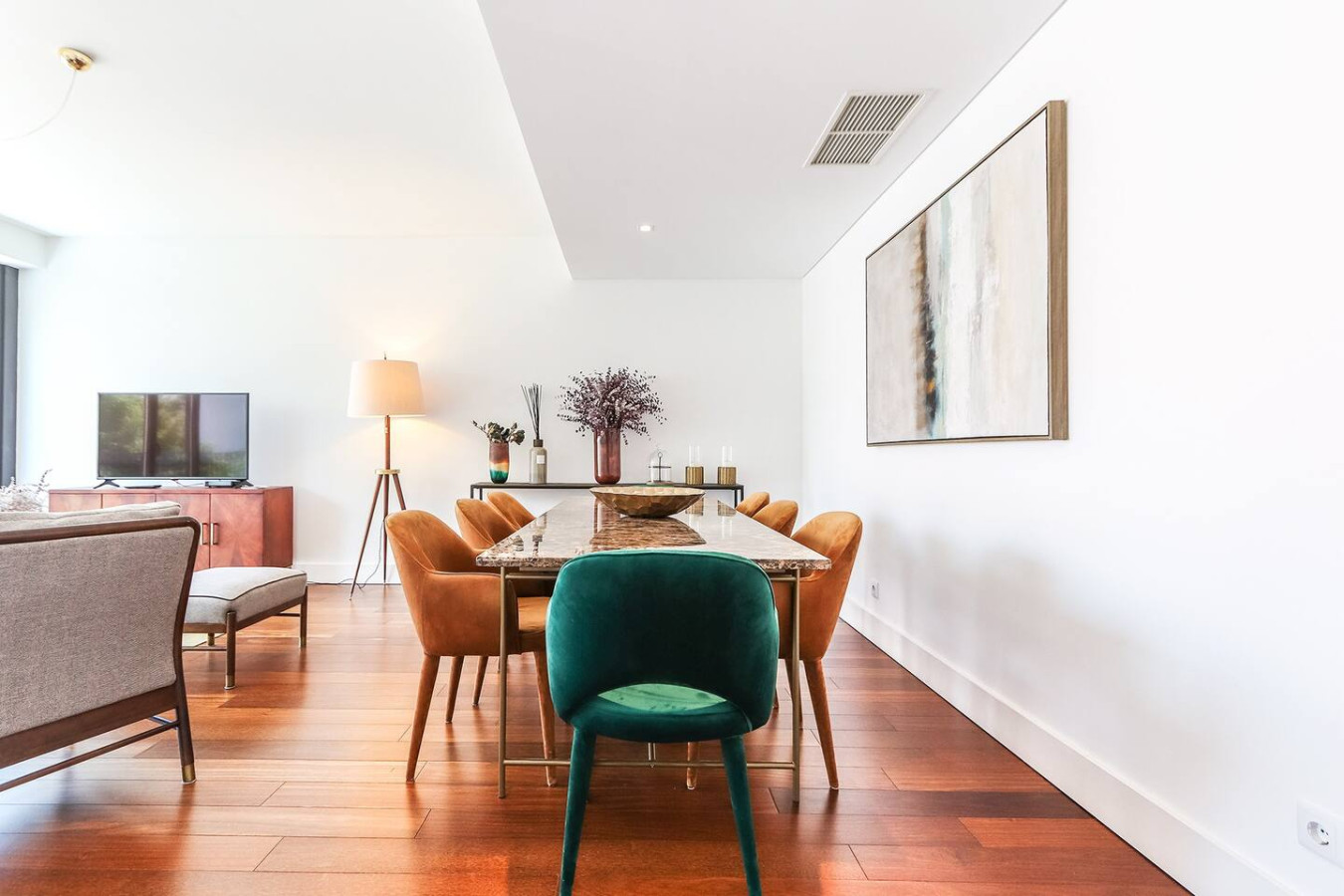 Alcantara Lovely With Balcony 2 Bdr Apt with AC thumbnail 3