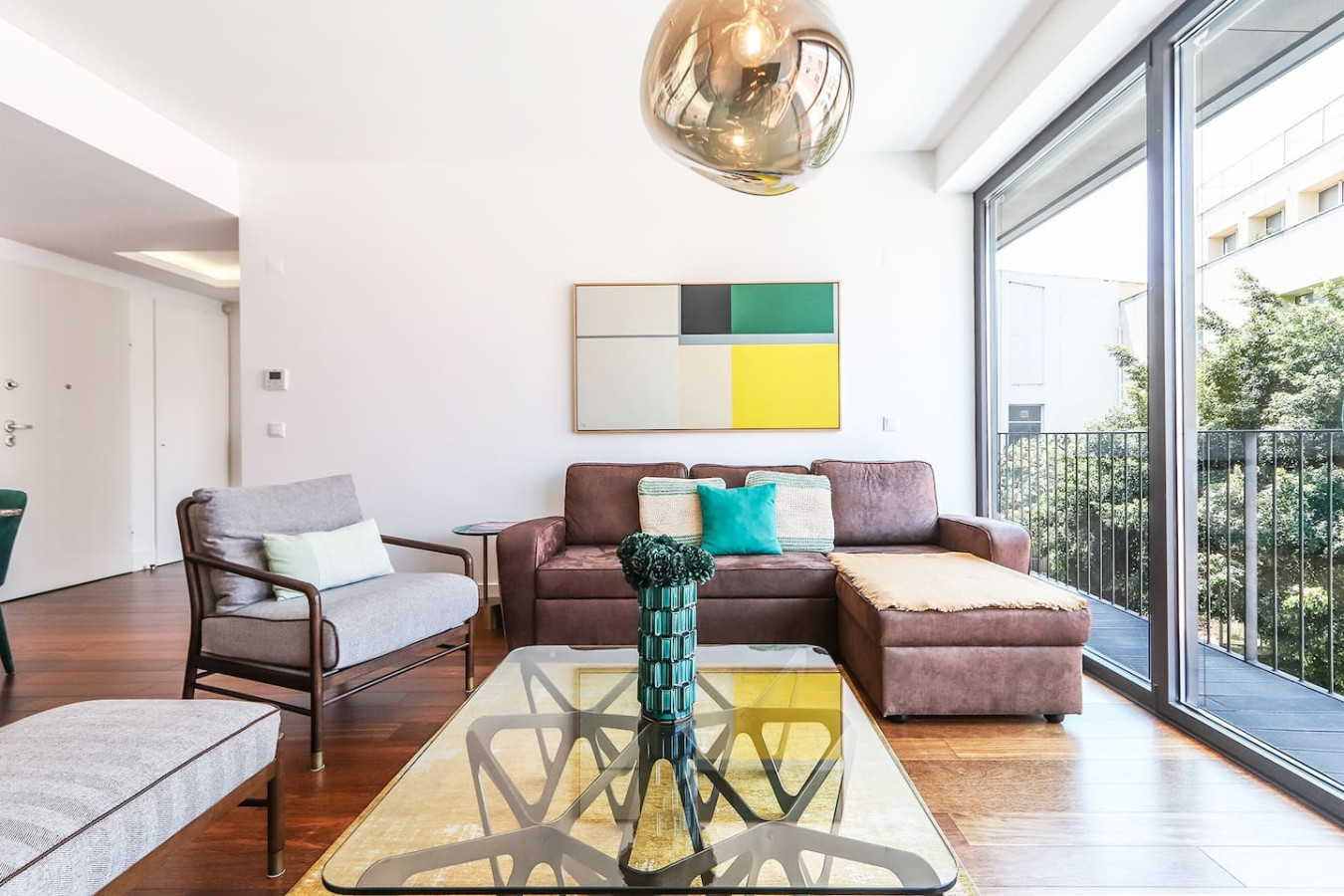 Alcantara Lovely With Balcony 2 Bdr Apt with AC thumbnail 2