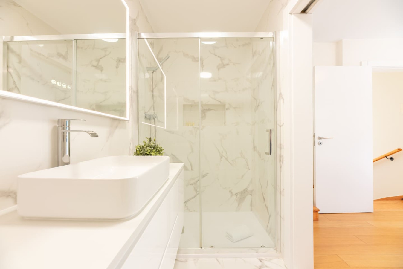 Baixa-Chiado 2-Bedroom Duplex Apt with ac Elevator – photo 4