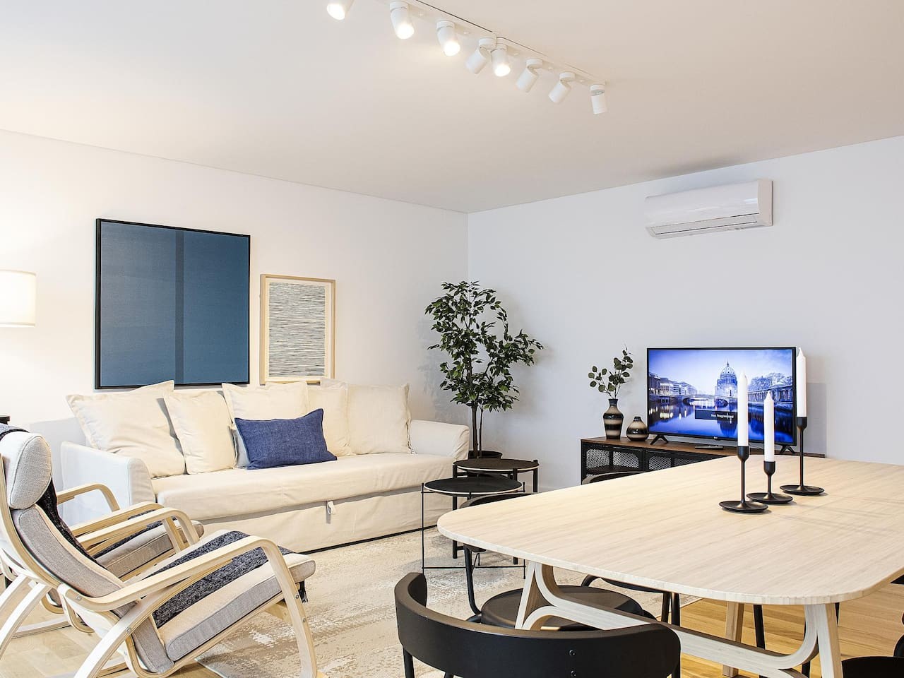 Spacious 2BR in Saldanha | Terrace, AC & Parking – photo 4