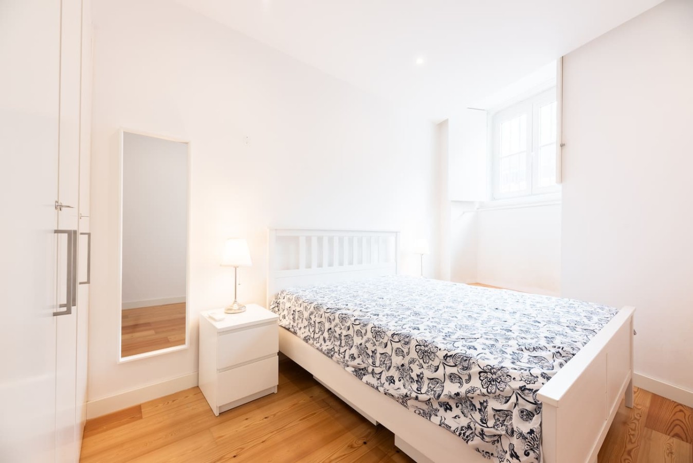 Liberdade 2BR Apt with AC, Garage & 2 Baths – photo 2