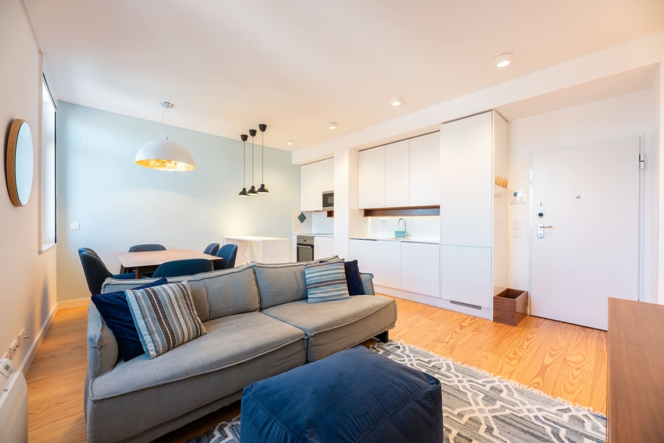Bright 1BR in Bairro Alto | AC & Elevator – photo 2