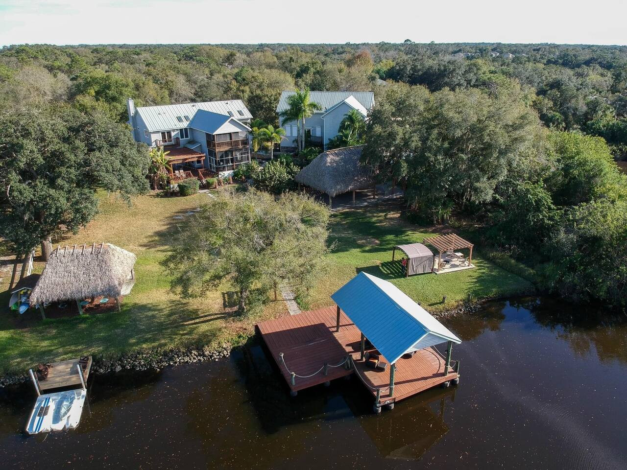 Waterfront Mansion » Events » Game House » Retreat | Photo 6