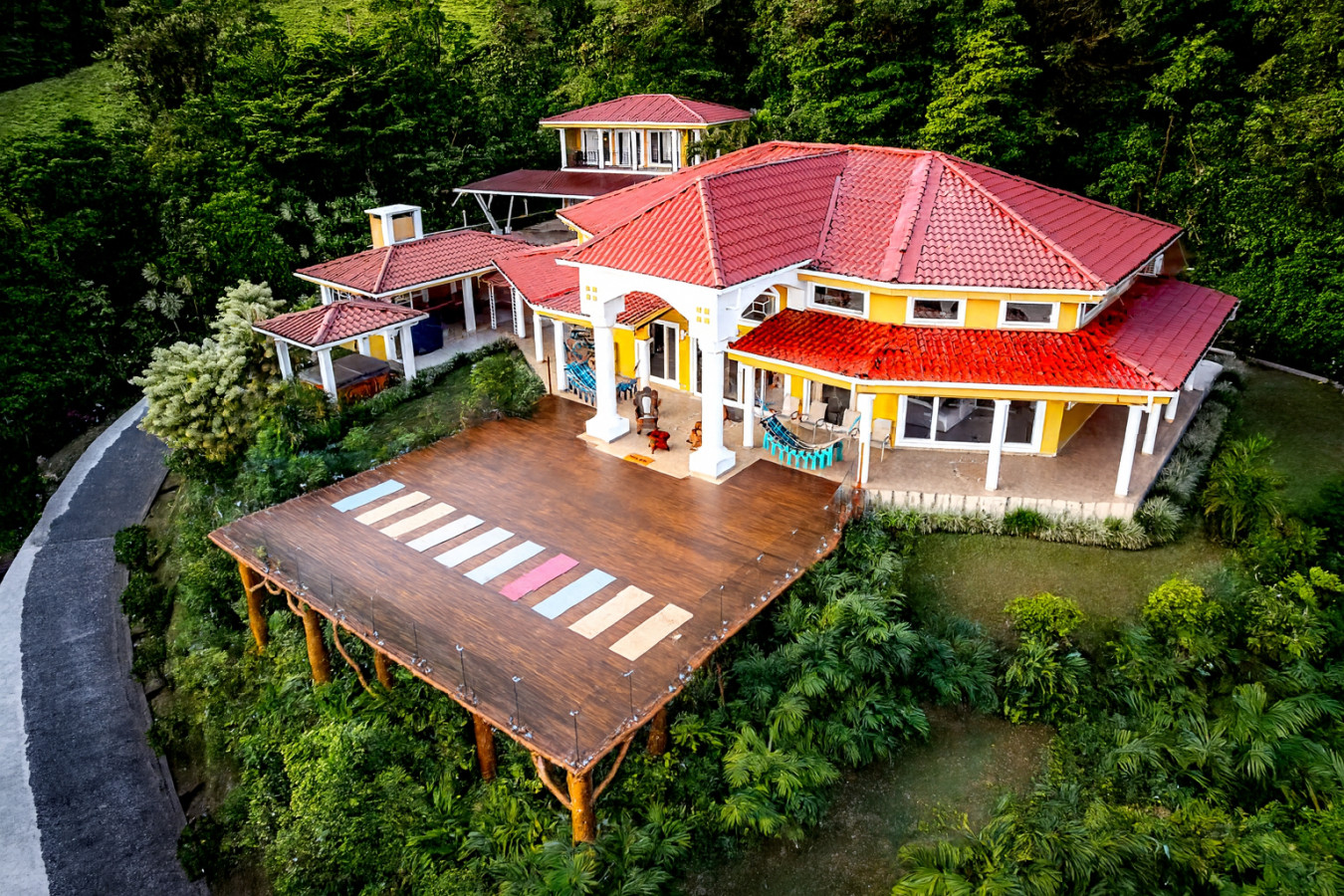5 Villas Rainforest Paradise! Weddings and Retreats Photo