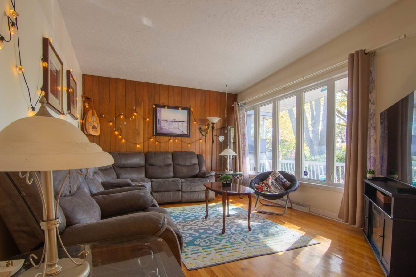 Cozy Home With Private Garden And Fast Wi-fi - Inviting Retreat - モントリオール