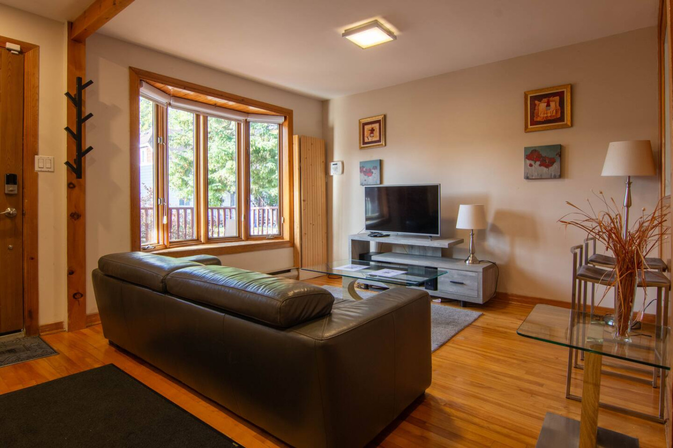 Cozy Bungalow Longueuil | 3 Br | 6 Pers - Montreal