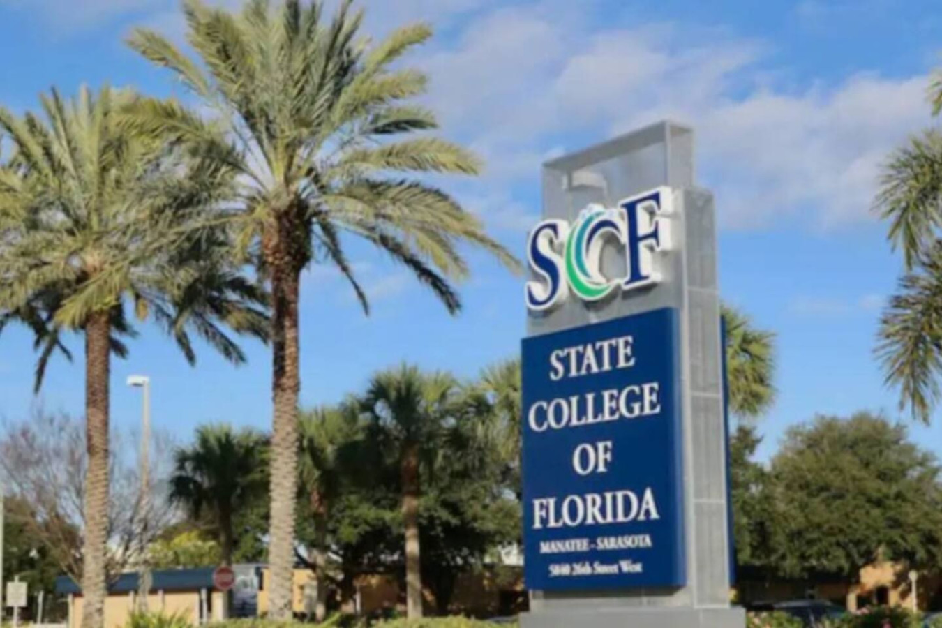 State College of Florida's Manatee-Sarasota campus is the closest of the area's colleges, about a 10-minute drive.