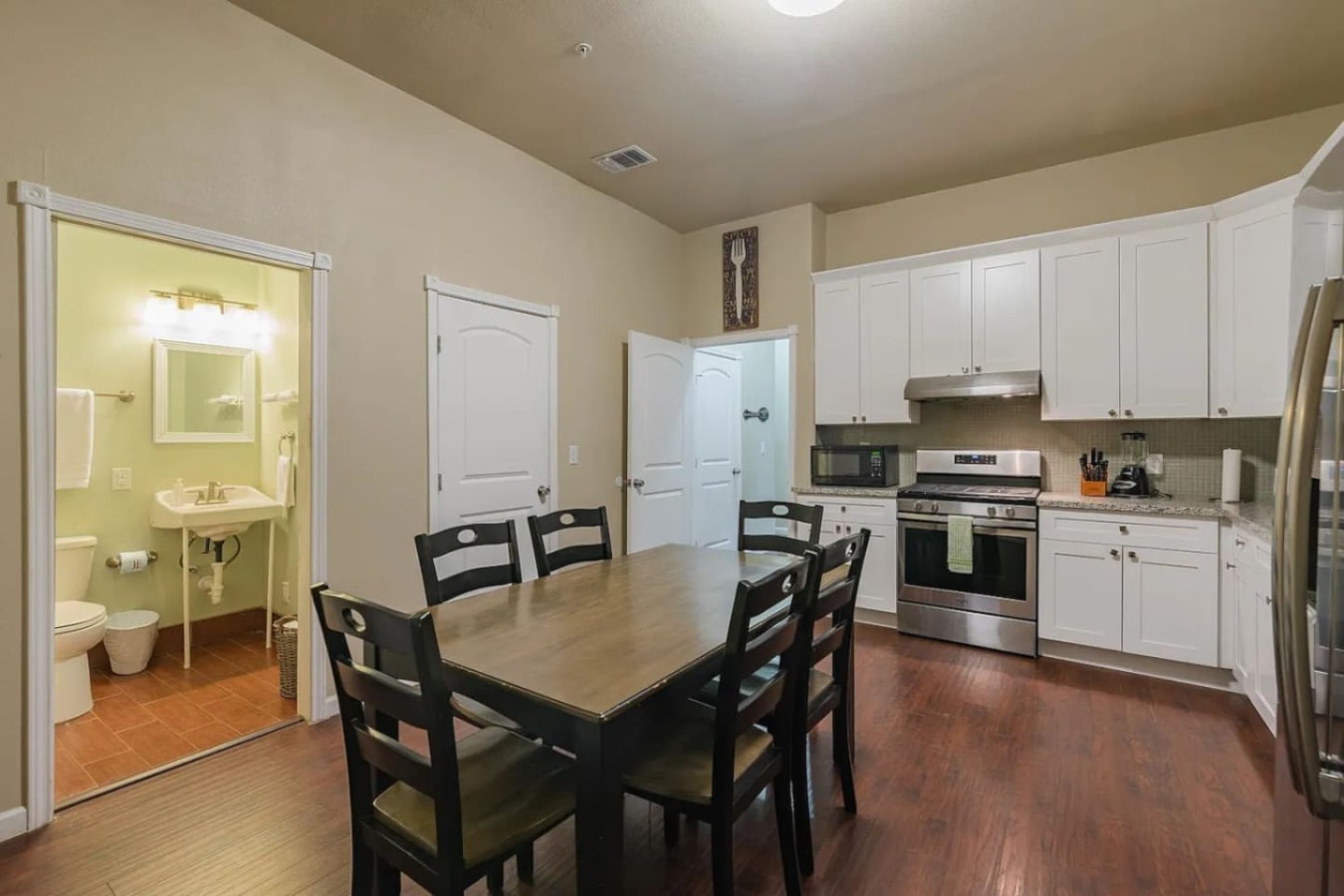 Warren dining area