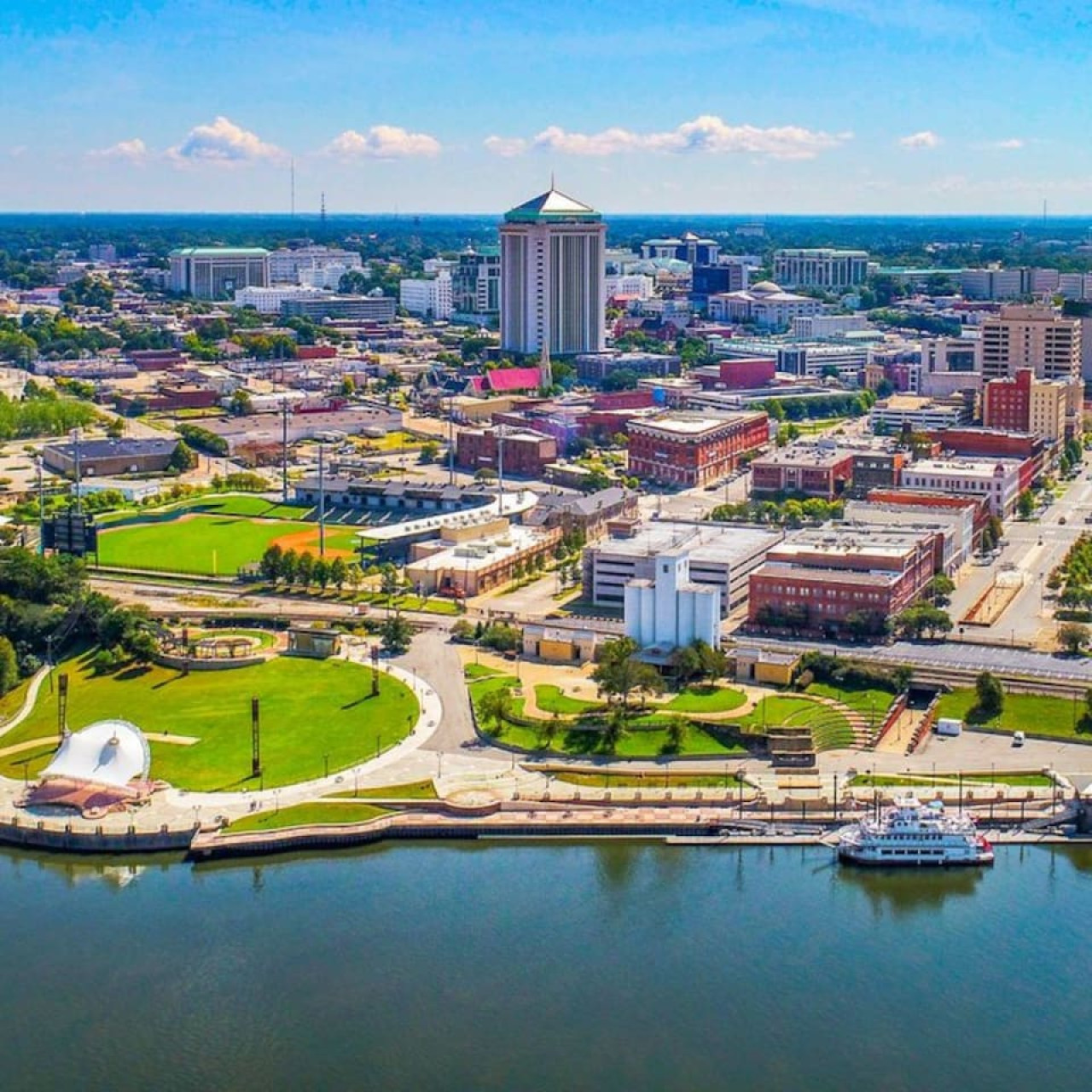 Downtown Montgomery, with its restaurants, museums and riverfront, is less than 20 minutes away.