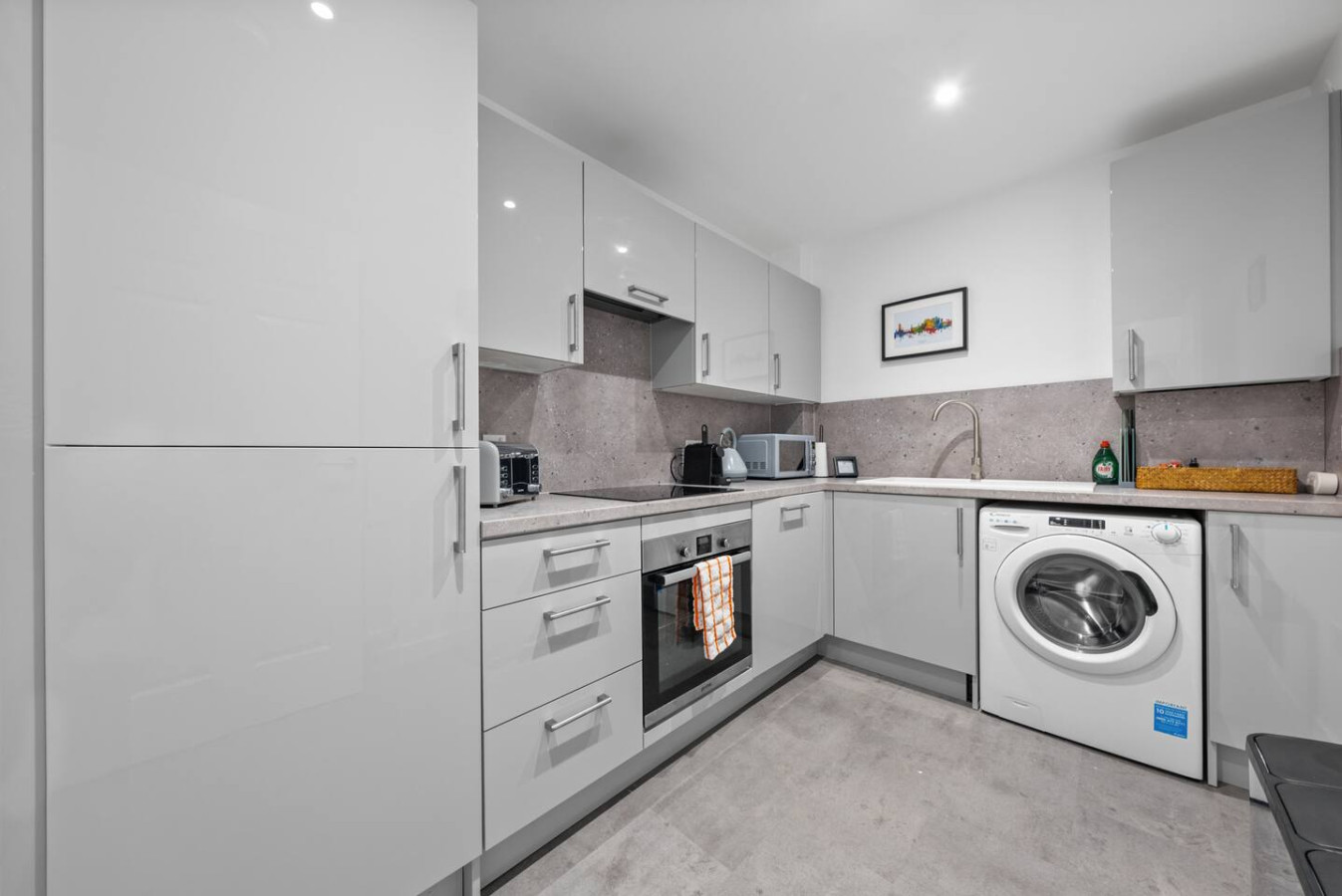 Castle View - ground floor 2 bedroom free parking in 59 Drip Road, FK81RN - Property image 44 - VivreStays