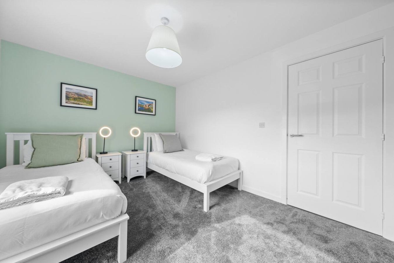 Castle View - ground floor 2 bedroom free parking in 59 Drip Road, FK81RN - Property image 36 - VivreStays