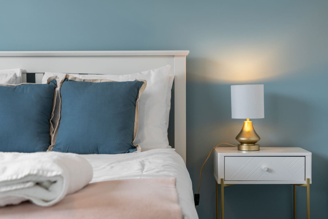 Castle View - ground floor 2 bedroom free parking in 59 Drip Road, FK81RN - Property image 18 - VivreStays