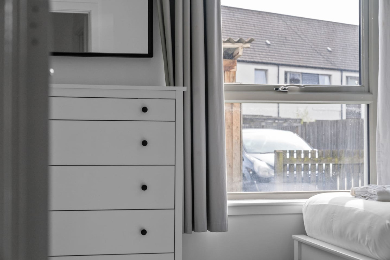 Castle View - ground floor 2 bedroom free parking in 59 Drip Road, FK81RN - Property image 31 - VivreStays