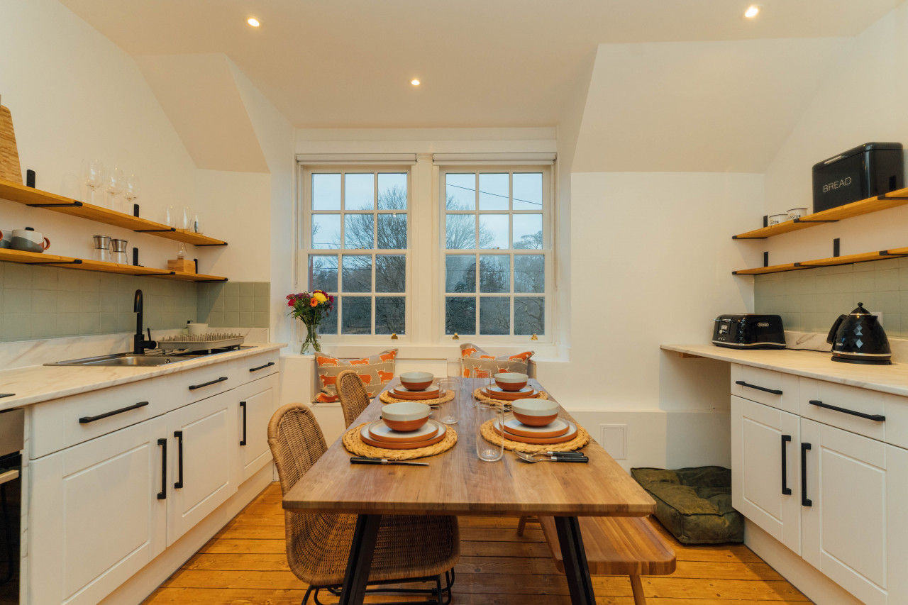 The Old Deanston Workers Cottage in 3 Teith Road, Deanston, FK166AJ - Property image 3 - VivreStays