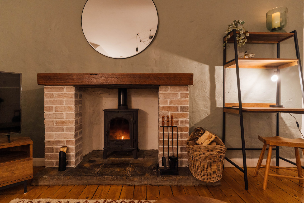 The Old Deanston Workers Cottage in 3 Teith Road, Deanston, FK166AJ - Property image 34 - VivreStays