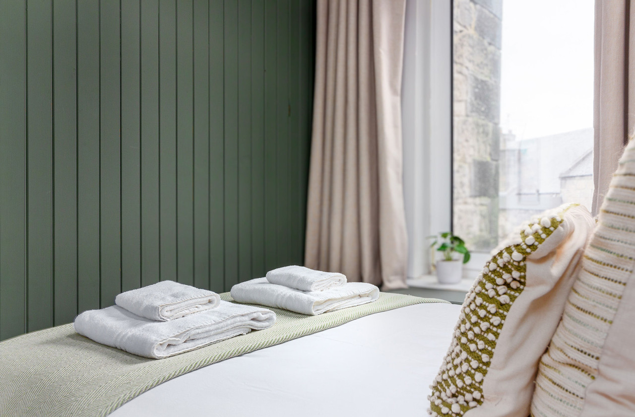 The Stylish 3-Bedroom Maisonette Retreat in 13C Douglas Street, Stirling, FK81NT - Property image 11 - VivreStays